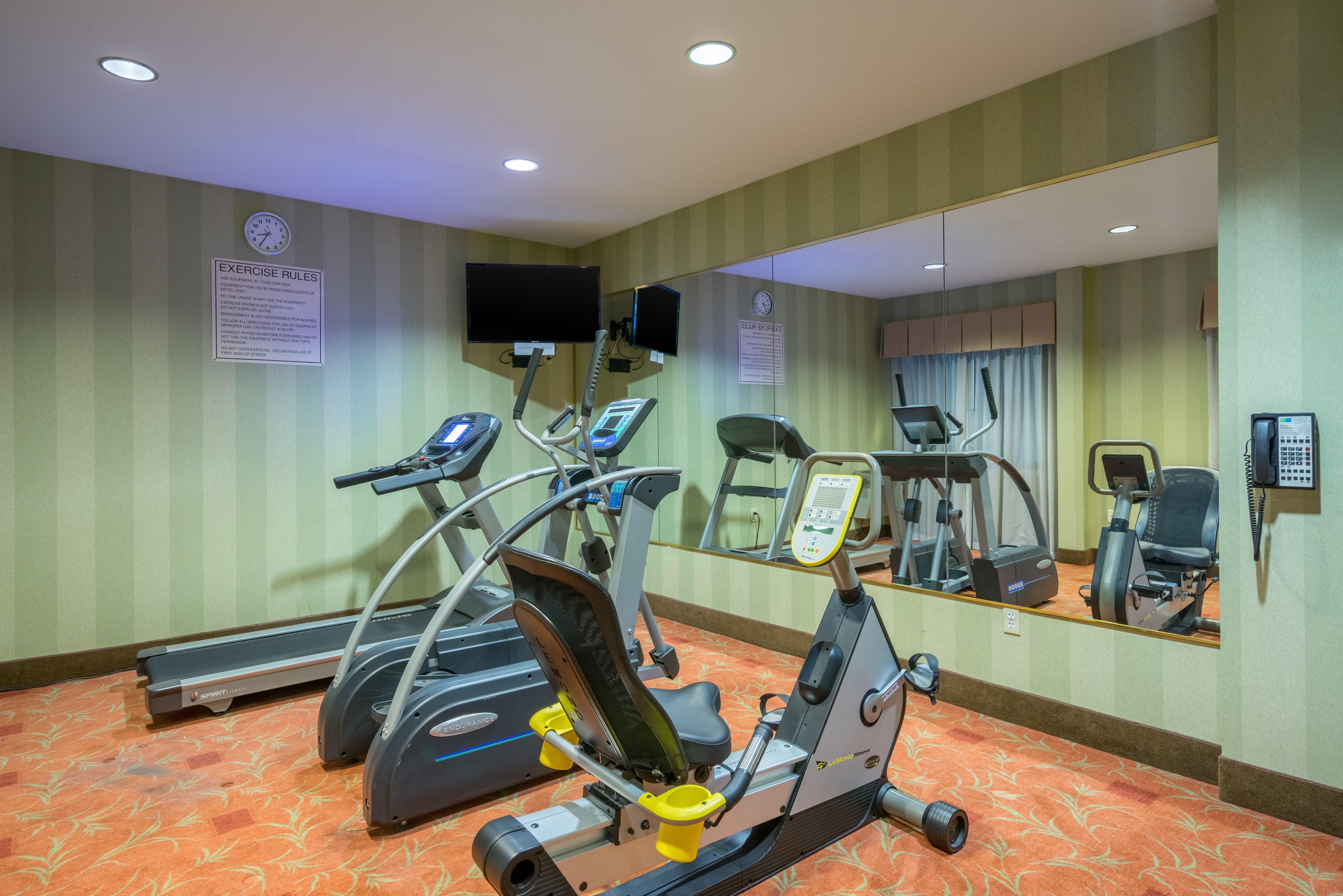 Holiday Inn Express And Suites Quakertown - Allentown Area By Ihg Exterior foto