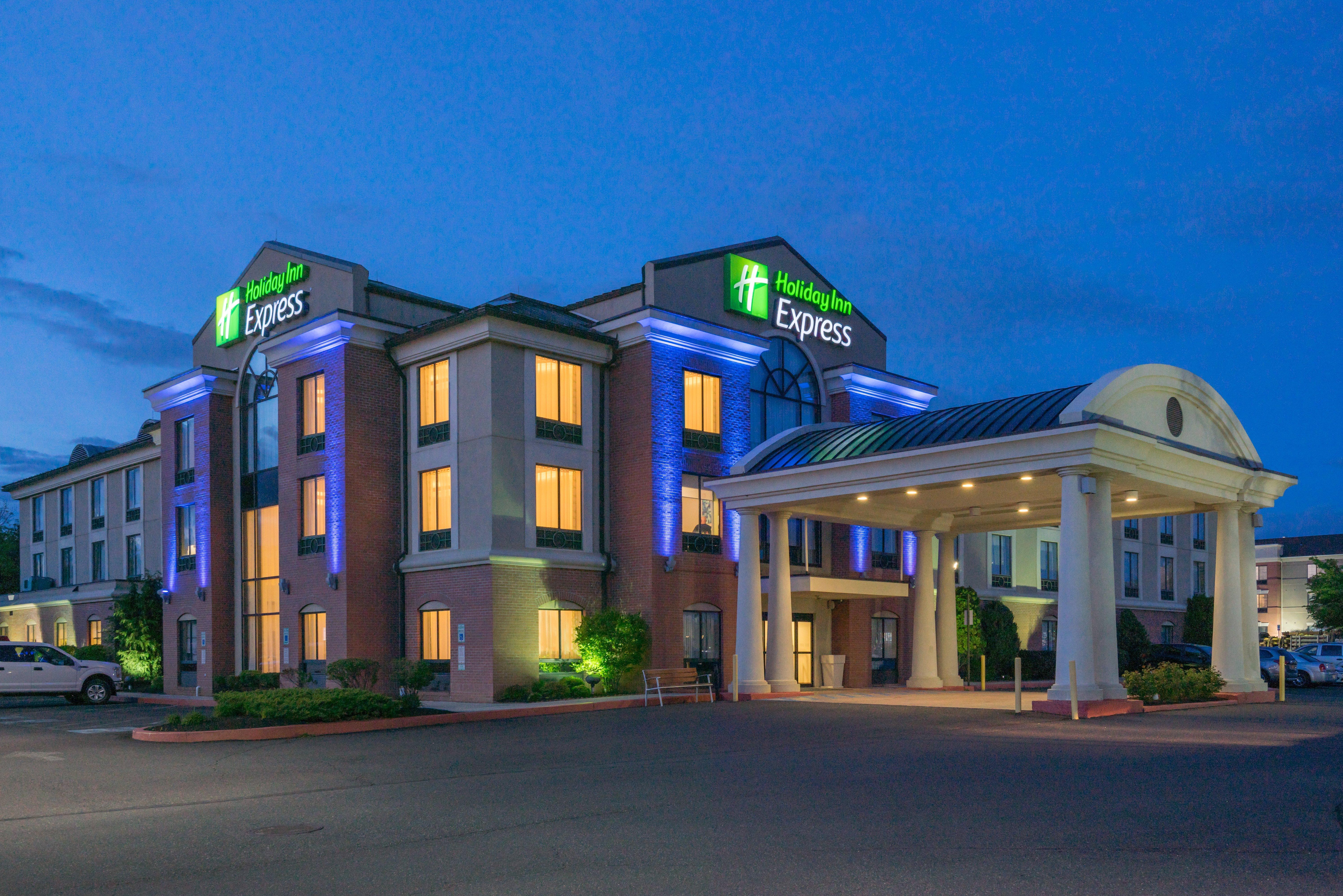 Holiday Inn Express And Suites Quakertown - Allentown Area By Ihg Exterior foto
