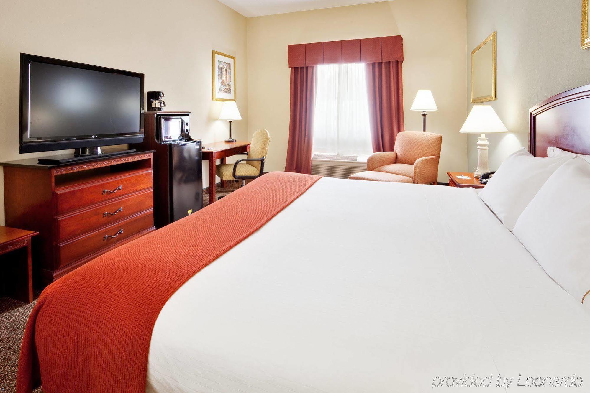 Holiday Inn Express And Suites Quakertown - Allentown Area By Ihg Exterior foto