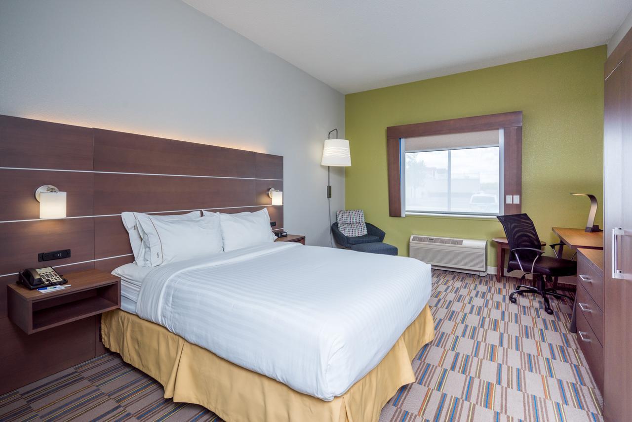 Holiday Inn Express And Suites Quakertown - Allentown Area By Ihg Exterior foto