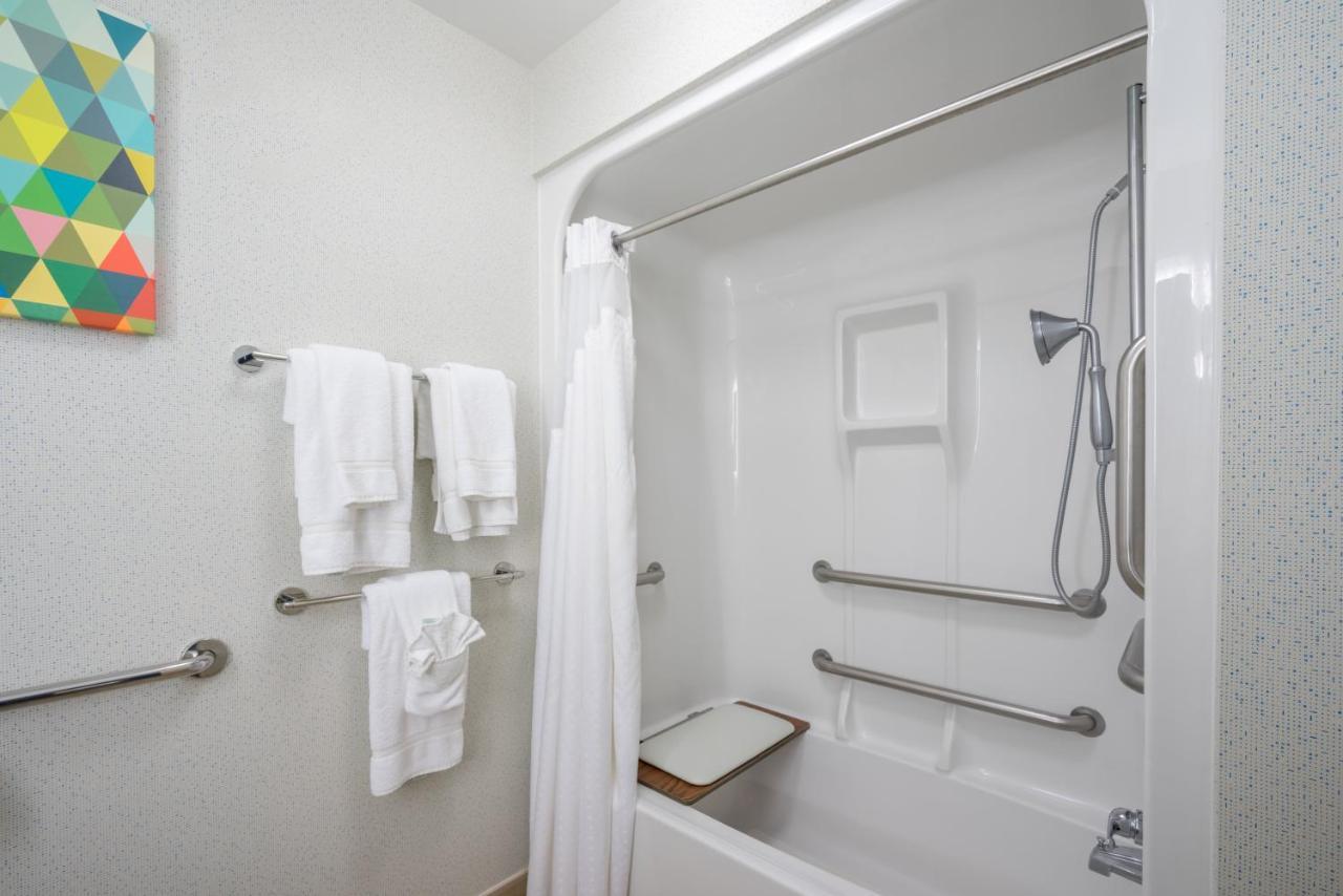 Holiday Inn Express And Suites Quakertown - Allentown Area By Ihg Exterior foto